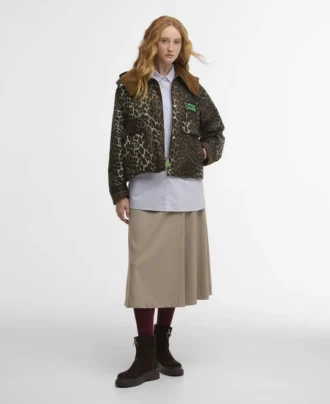 Anorak ciré à imprimé léopard Barbour x GANNI