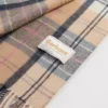 Écharpe Serena Tartan en laine d’agneau Écharpe Serena Tartan en laine d’agneau