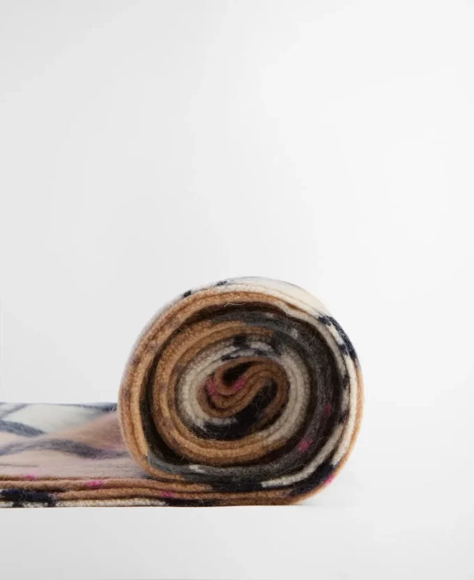 Écharpe Serena Tartan en laine d’agneau Écharpe Serena Tartan en laine d’agneau