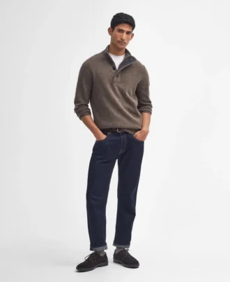 Pull indispensable avec coudières