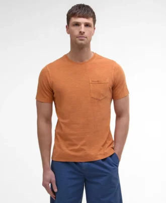 T-shirt à poche teint à l&rsquo;aide de pigments