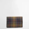 Trousse de toilette suspendue en tartan Trousse de toilette suspendue en tartan