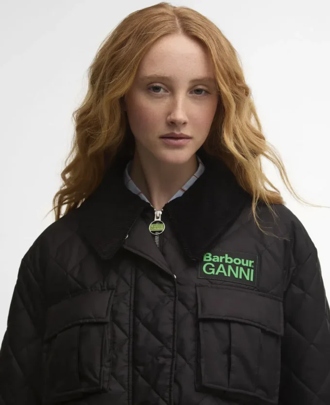 Veste matelassée longue à basque Barbour x GANNI Veste matelassée longue à basque Barbour x GANNI